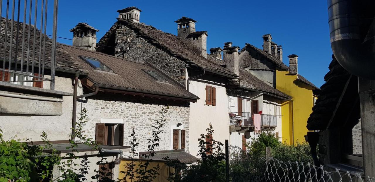 Appartamento Di Vacanza Casa Leoni Verscio Exterior photo